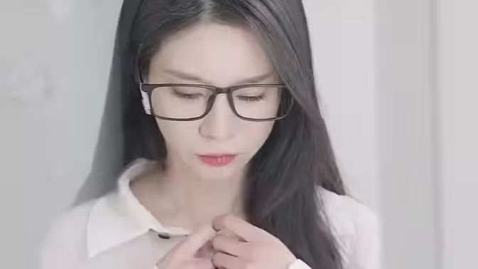苟日的中年}