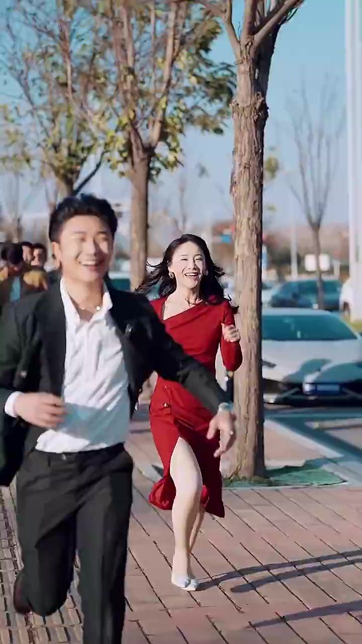 我是女儿的守护神}