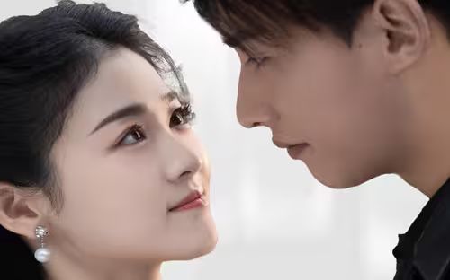 拒绝复婚的她，又美又飒}
