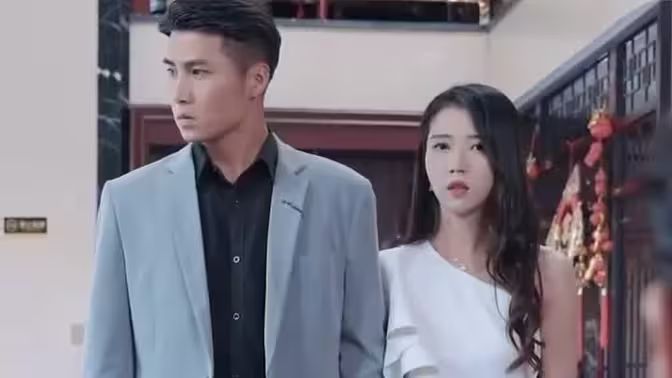 崛起从老婆被打开始（弃少豪婿）}