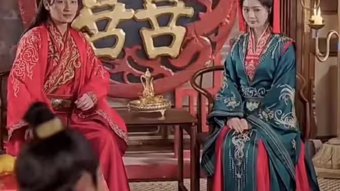 王妃今天休夫了吗}