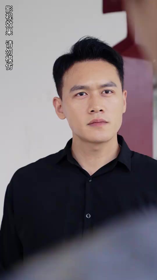 我的顶流老婆太可爱}