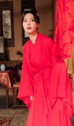 新：王妃她又美又飒（余宗伟-孔玉倩)}