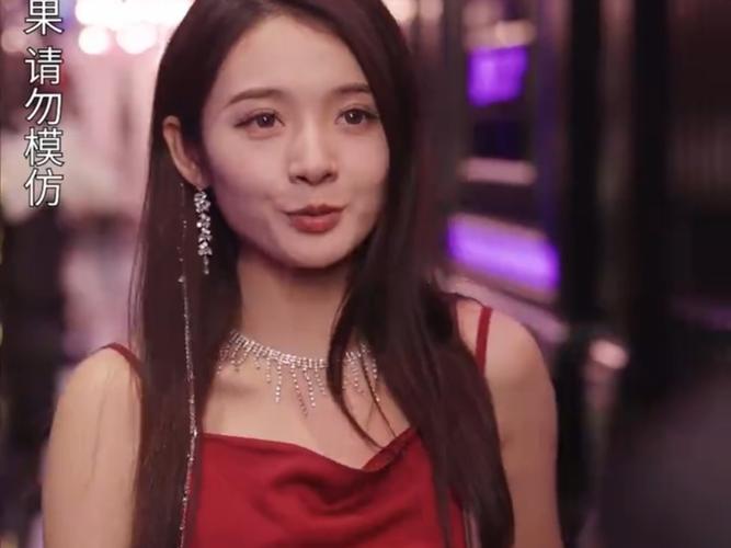 闪婚豪门总裁夫人马甲掉光了}