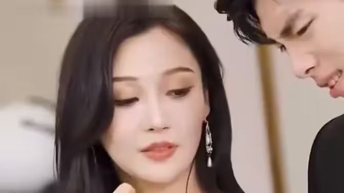 先婚后爱穆总的神秘宠妻}