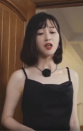 离婚后千金曝光啦}
