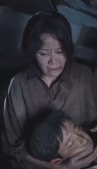 裴总糊涂啊那才是你妈妈}