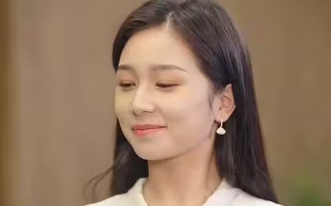 红薯当彩礼，迎娶百亿女总裁（我把红薯卖了十个亿）}