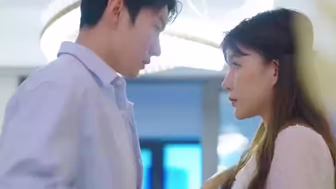 闪婚后我竟跃升成女总裁}