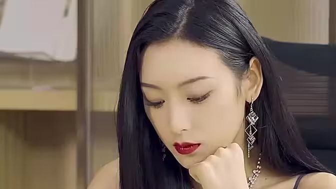 爷不当赘婿，前妻破防了}