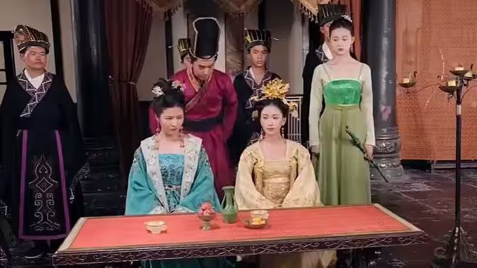 战龙重生，这一世我要江山和美人（假太监开局攻略女帝）}