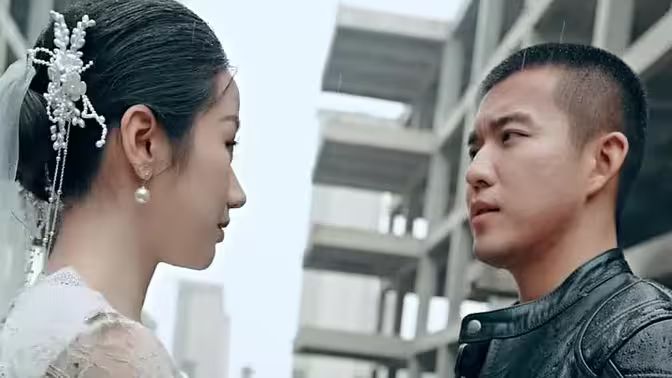 我的富豪美女总裁(我的极品女总裁)}