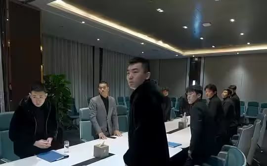 狂飙风暴}